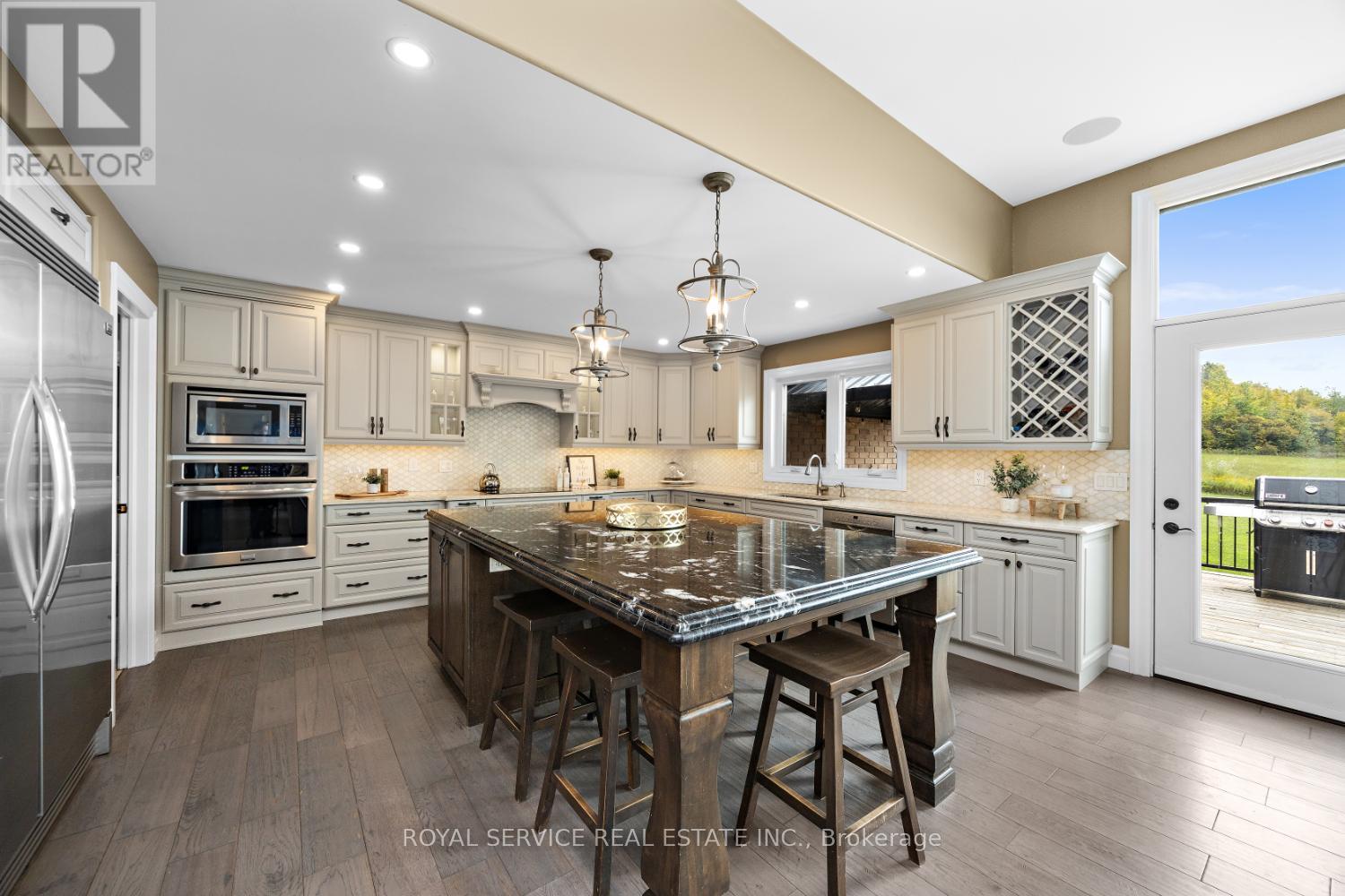 381 Sharpe Line, Cavan Monaghan (Cavan Twp), Ontario  L0A 1C0 - Photo 10 - X12430906