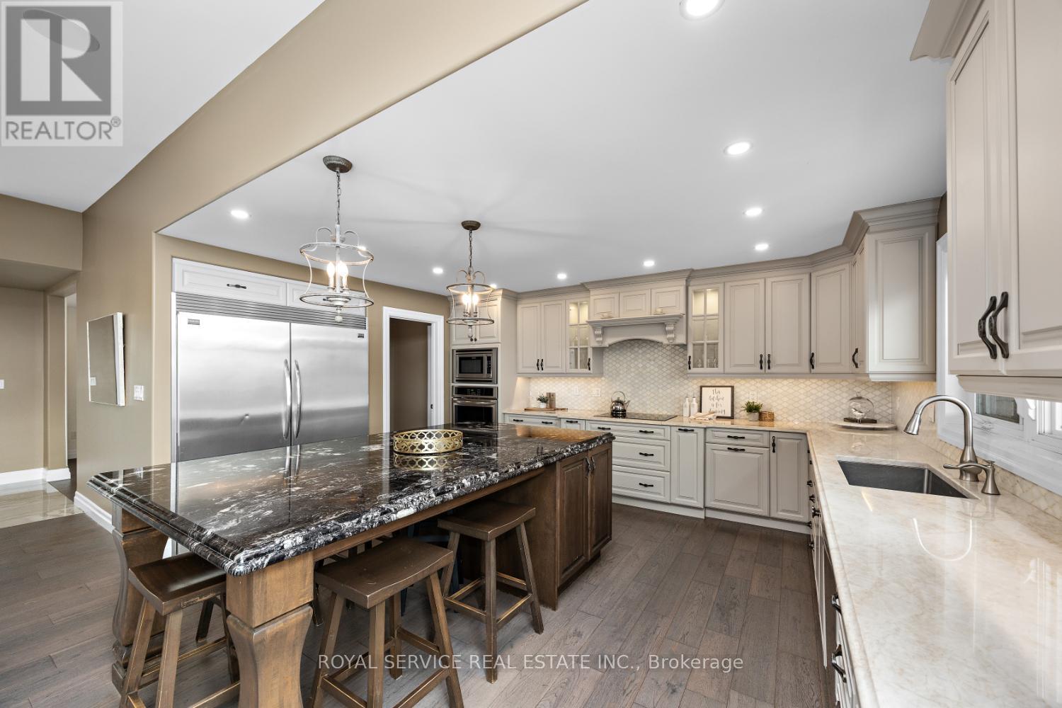 381 Sharpe Line, Cavan Monaghan (Cavan Twp), Ontario  L0A 1C0 - Photo 11 - X12430906