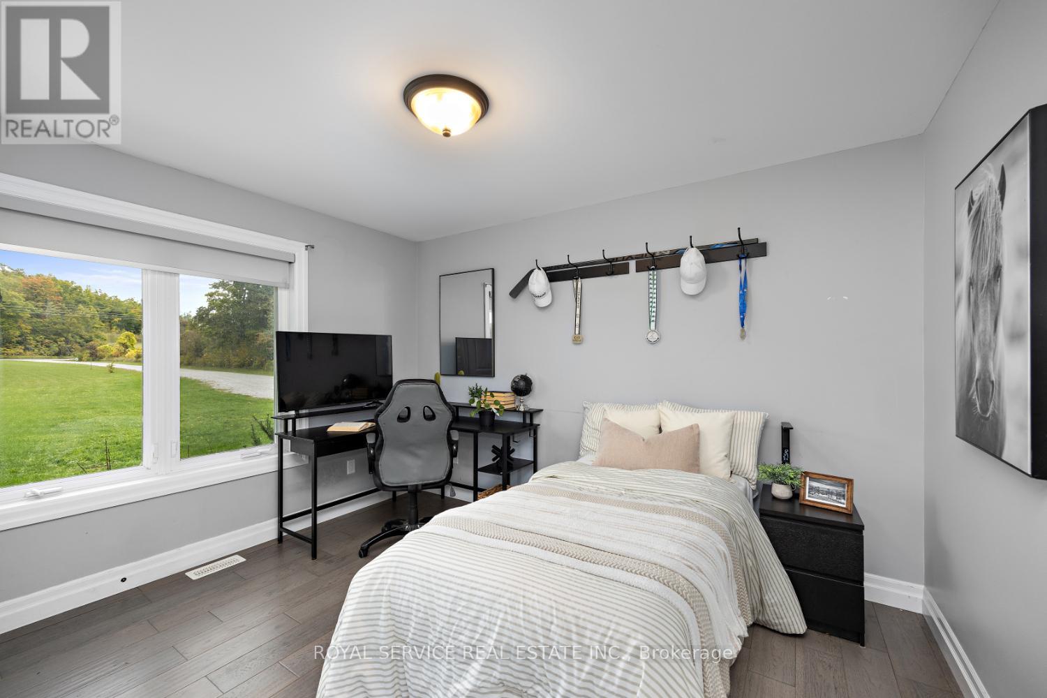 381 Sharpe Line, Cavan Monaghan (Cavan Twp), Ontario  L0A 1C0 - Photo 22 - X12430906