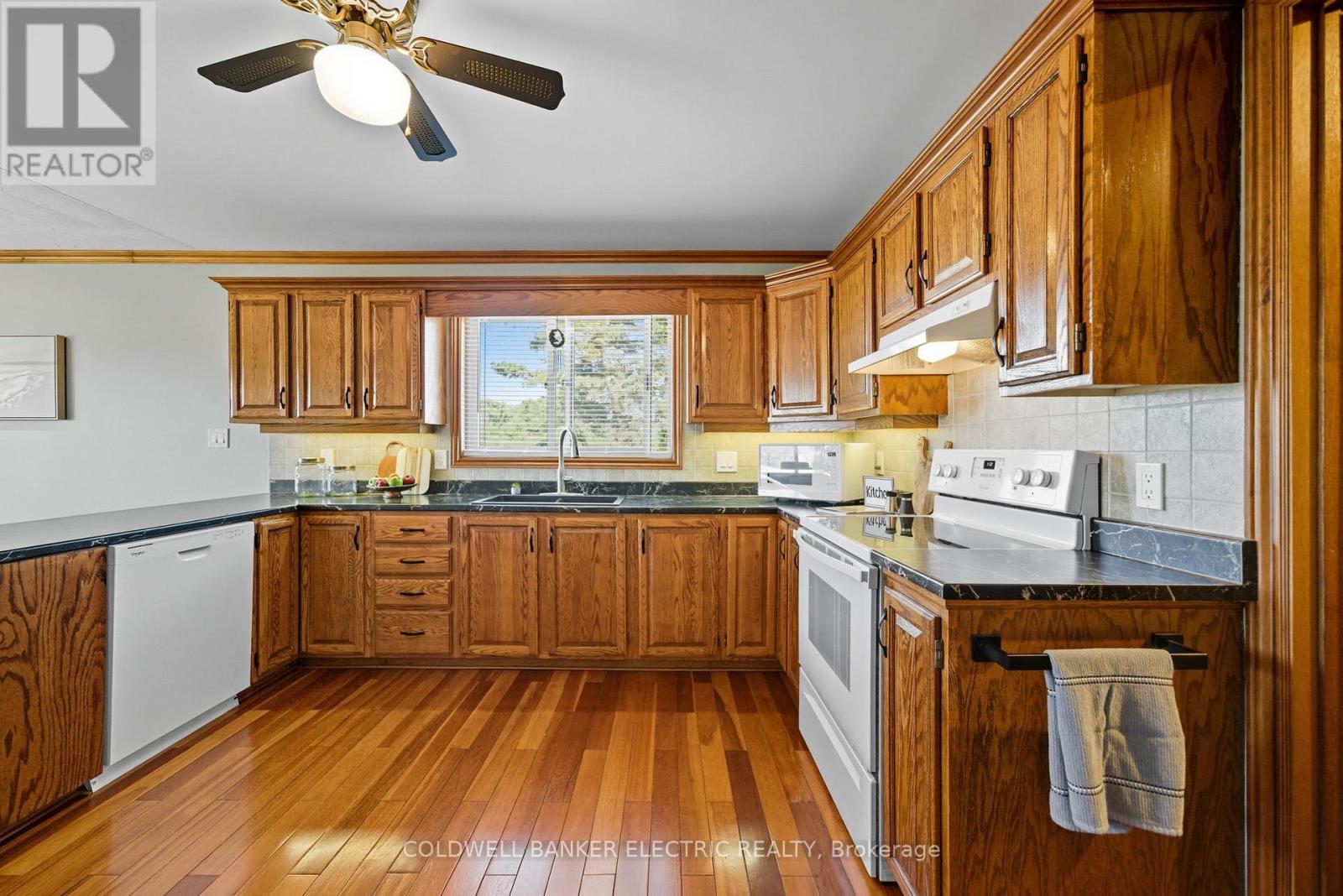 1034 Serpent Mounds Road, Otonabee-South Monaghan, Ontario  K0L 2G0 - Photo 15 - X12431405