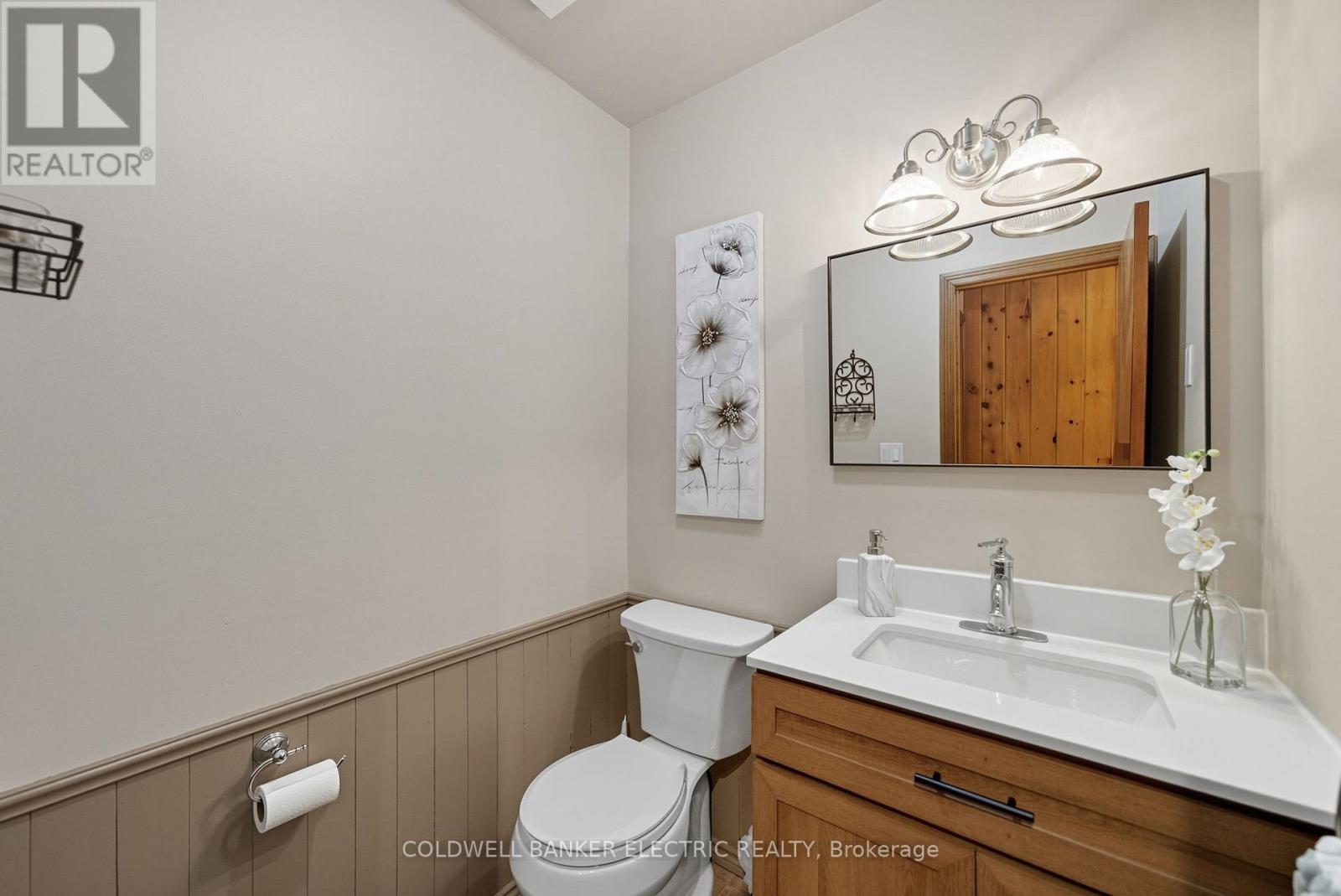 1034 Serpent Mounds Road, Otonabee-South Monaghan, Ontario  K0L 2G0 - Photo 18 - X12431405