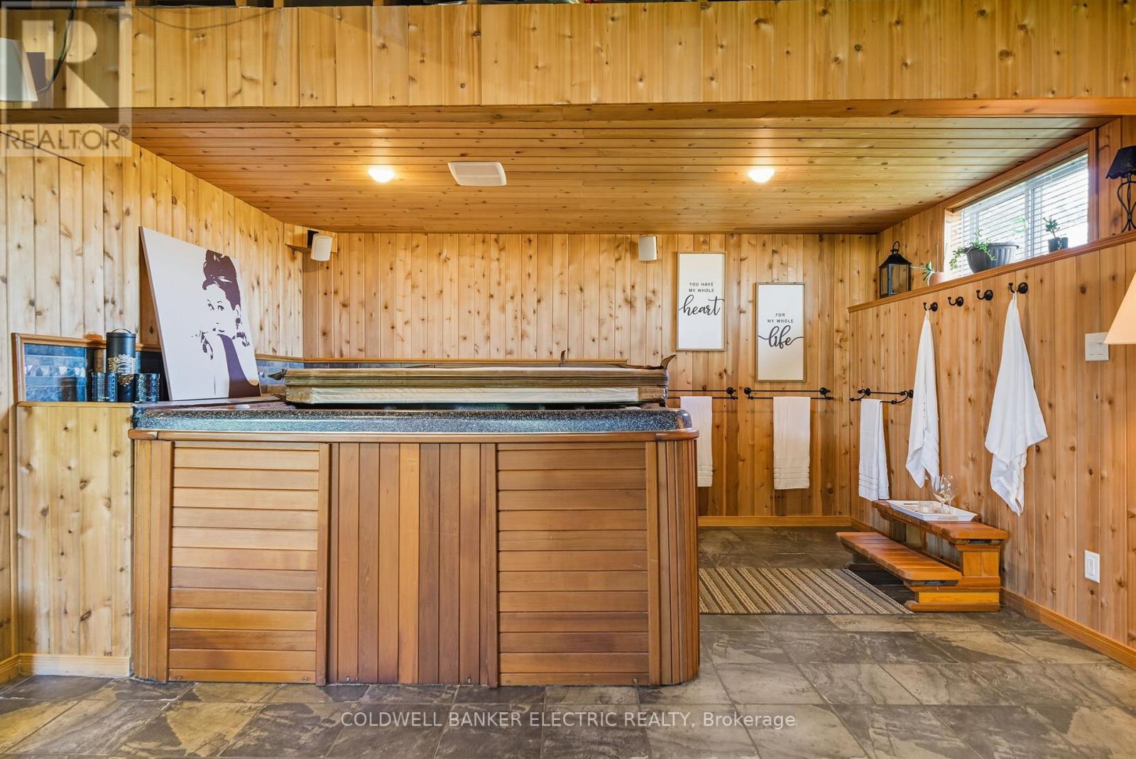 1034 Serpent Mounds Road, Otonabee-South Monaghan, Ontario  K0L 2G0 - Photo 31 - X12431405