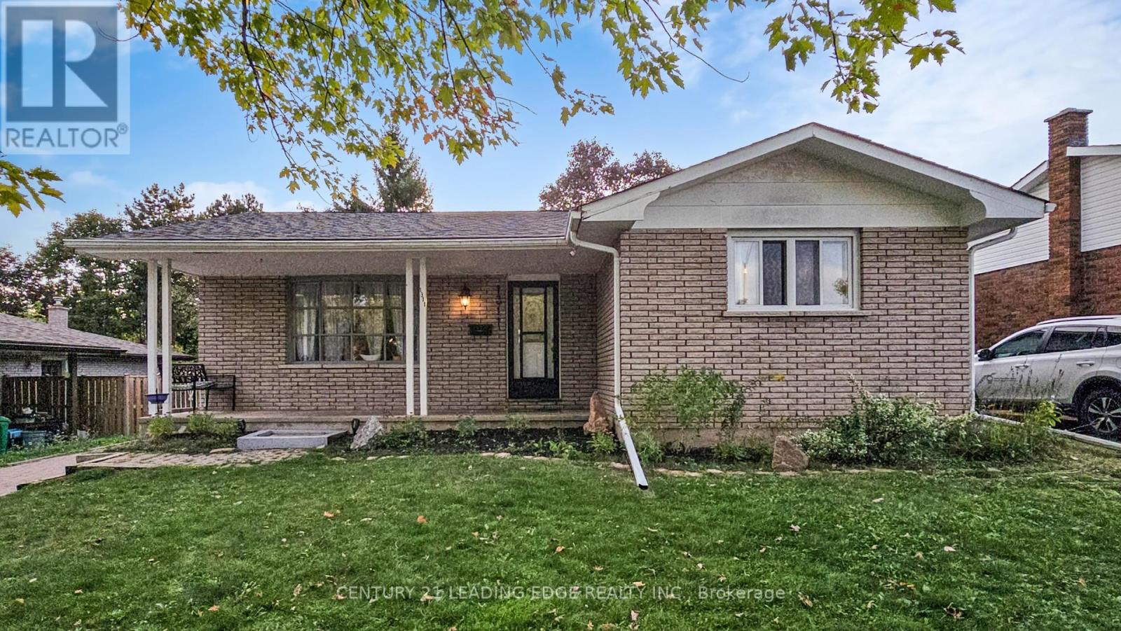 1311 Cartier Boulevard, Peterborough (Northcrest Ward 5), Ontario  K9H 6S4 - Photo 1 - X12431432
