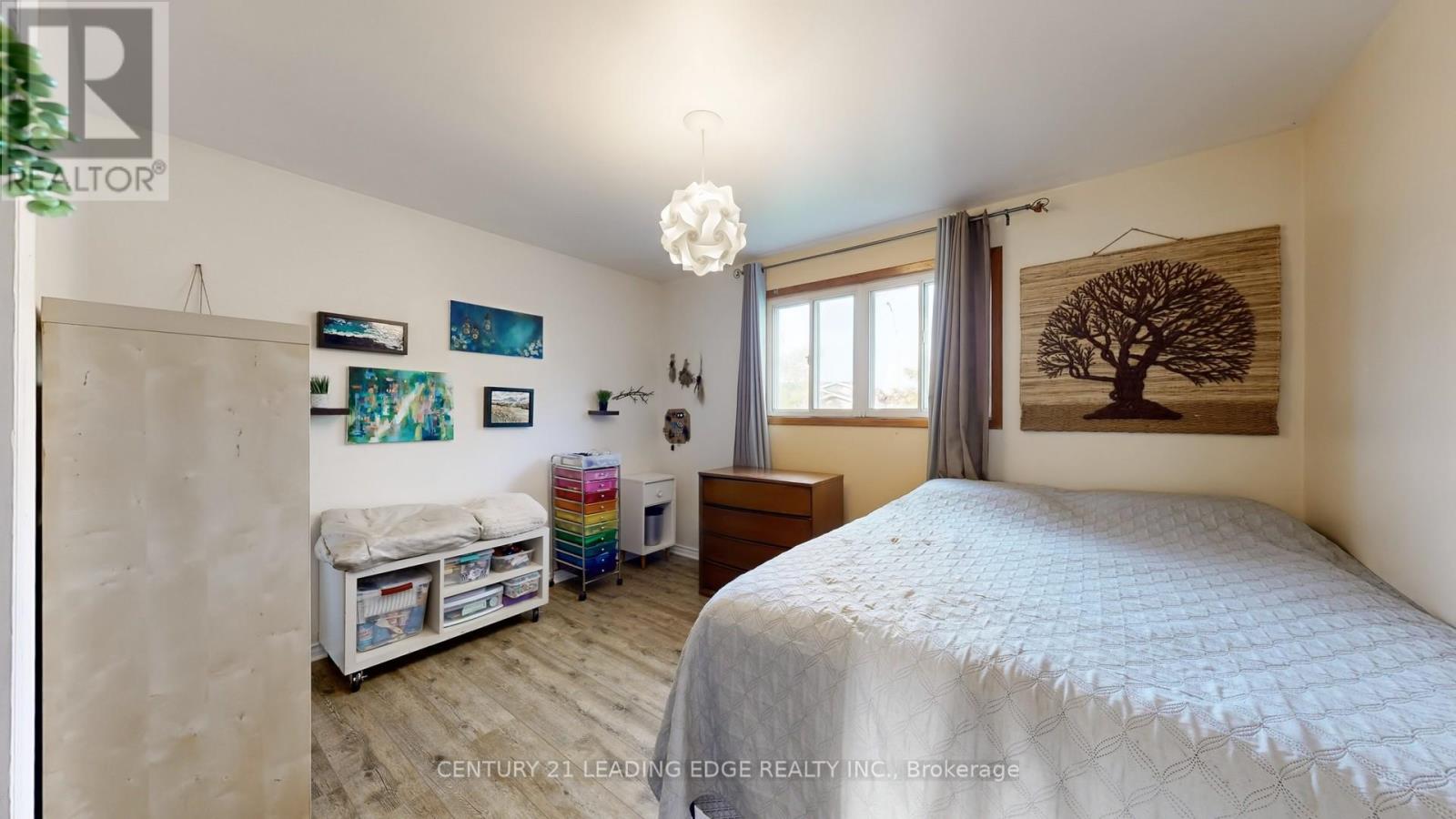 1311 Cartier Boulevard, Peterborough (Northcrest Ward 5), Ontario  K9H 6S4 - Photo 13 - X12431432