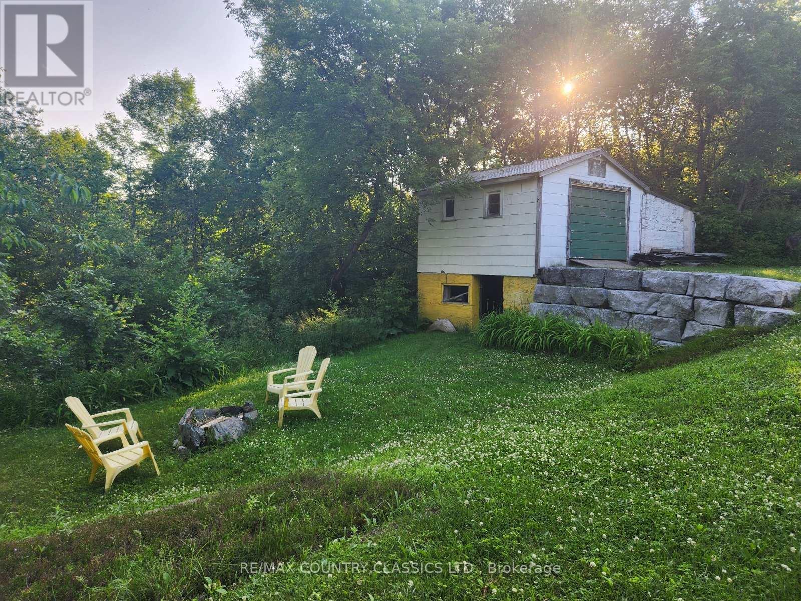 12 Hastings Street S, Bancroft (Bancroft Ward), Ontario  K0L 1C0 - Photo 10 - X12431756