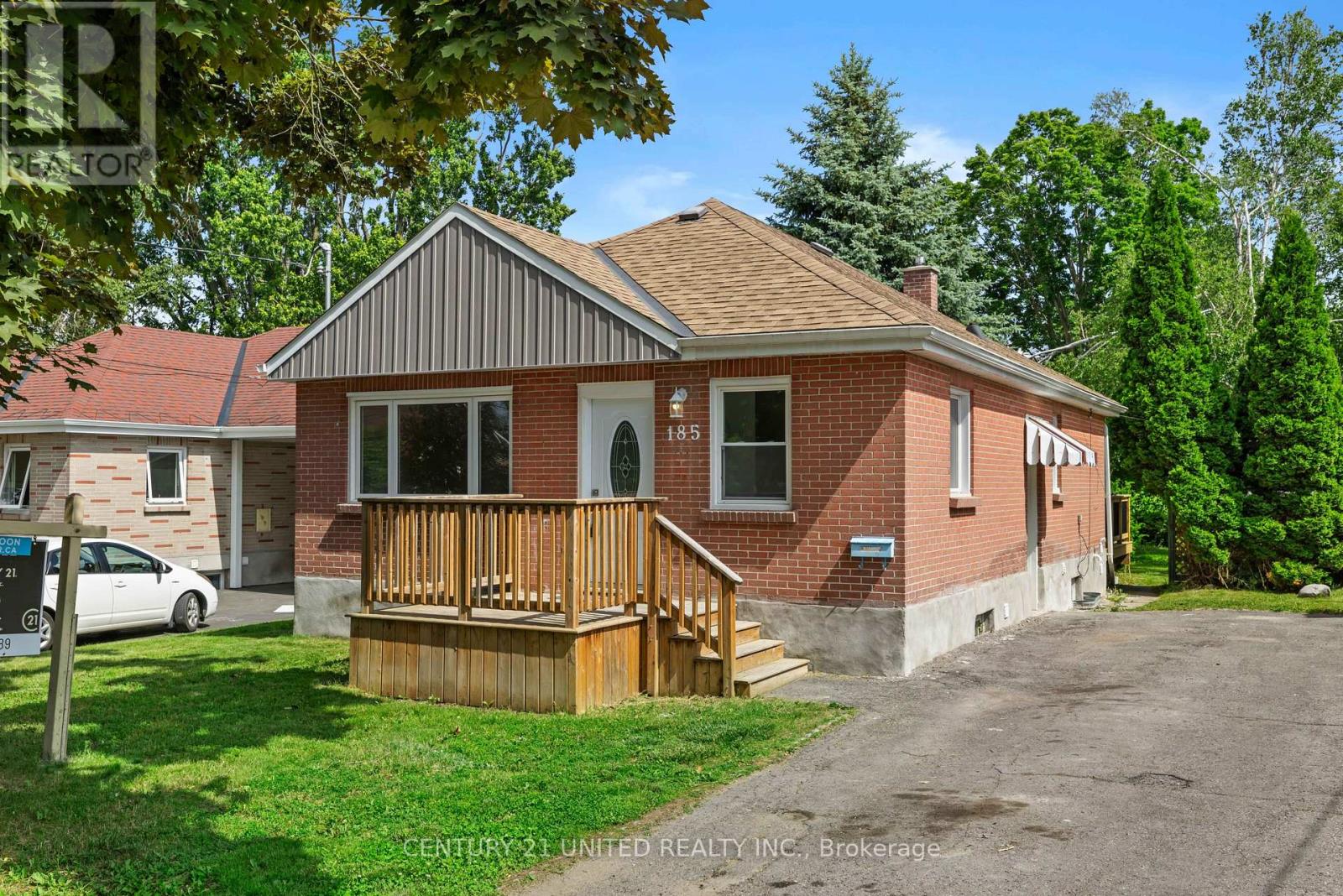 185 Dumble Avenue, Peterborough (Northcrest Ward 5), Ontario  K9H 5B3 - Photo 1 - X12432073