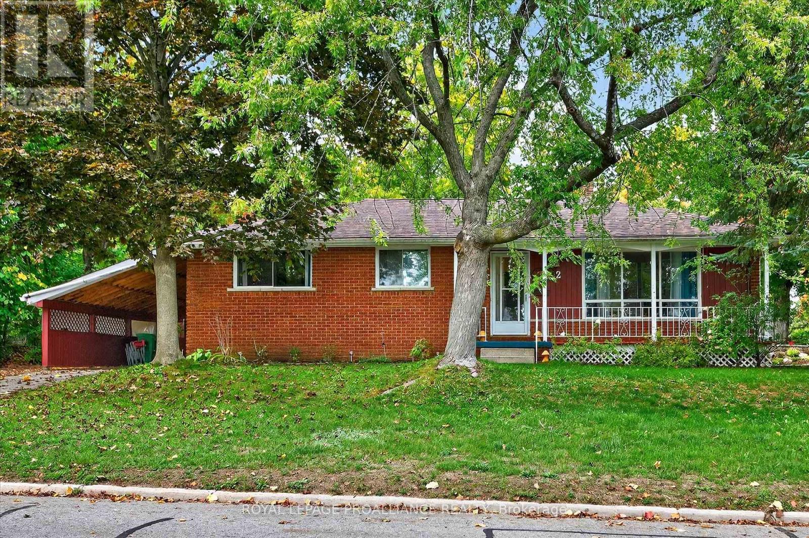 2 Seneca Road, Peterborough (Northcrest Ward 5), Ontario  K9H 6T9 - Photo 47 - X12431992