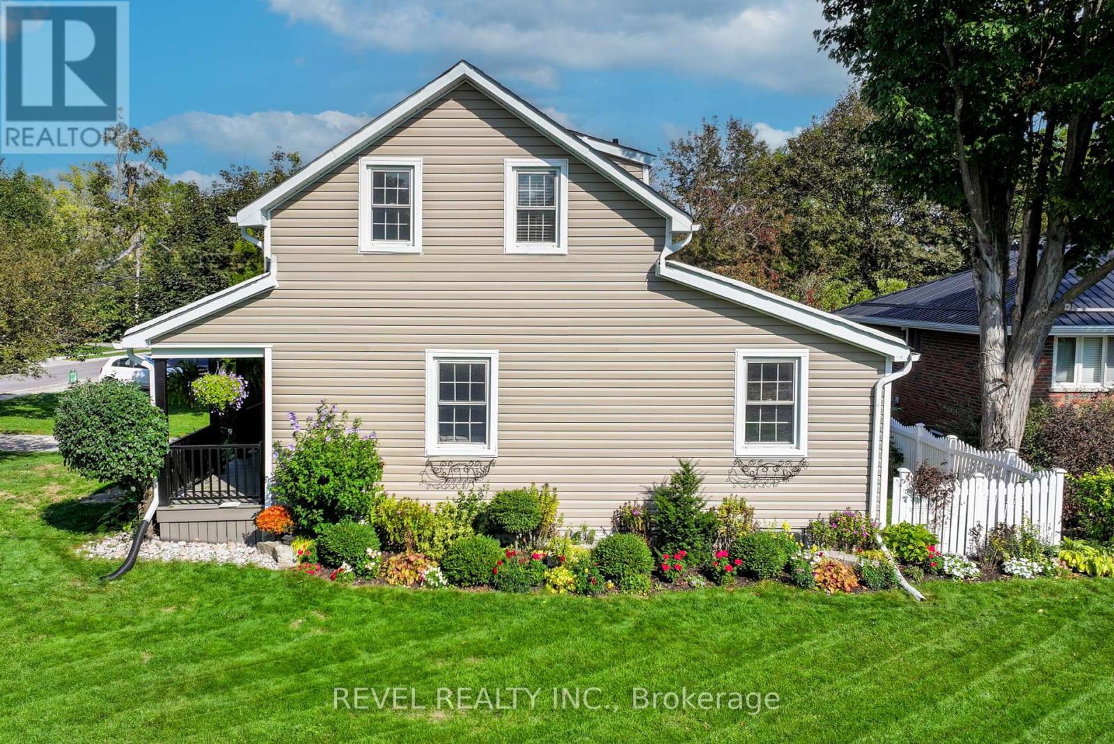 35 Glenelg Street E, Kawartha Lakes (Lindsay), Ontario  K9V 1Y9 - Photo 42 - X12432168