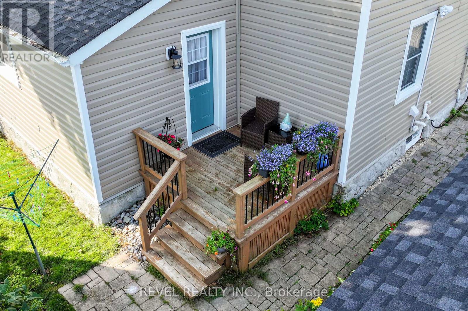 35 Glenelg Street E, Kawartha Lakes (Lindsay), Ontario  K9V 1Y9 - Photo 44 - X12432168