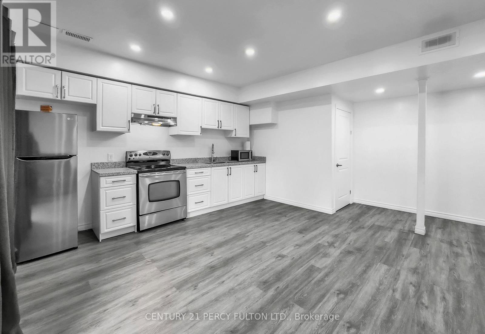 302 Cullen Trail, Peterborough (Northcrest Ward 5), Ontario  K9H 0J8 - Photo 41 - X12432060