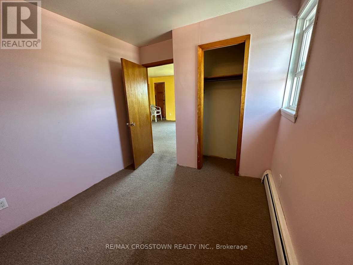 822 Ward Street, Selwyn, Ontario  K0L 1H0 - Photo 17 - X12432122