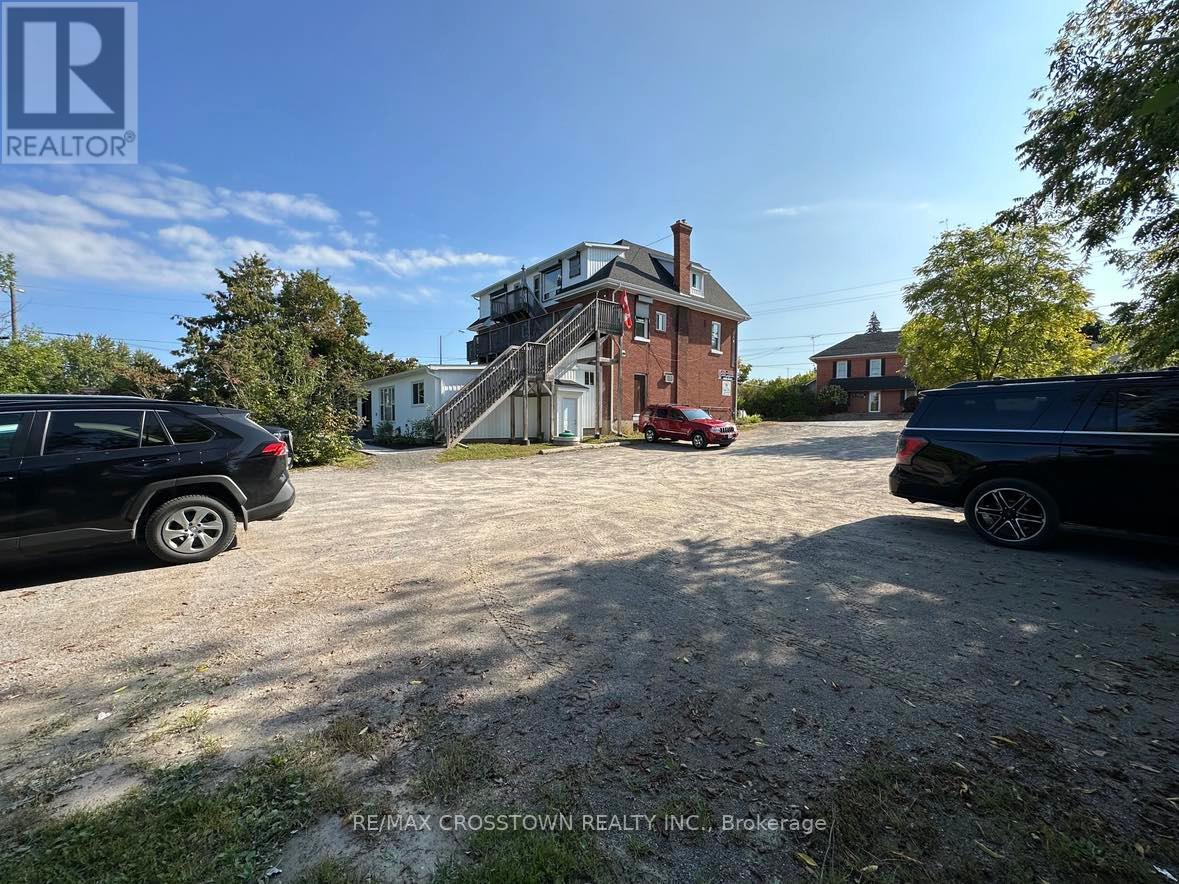 822 Ward Street, Selwyn, Ontario  K0L 1H0 - Photo 24 - X12432122