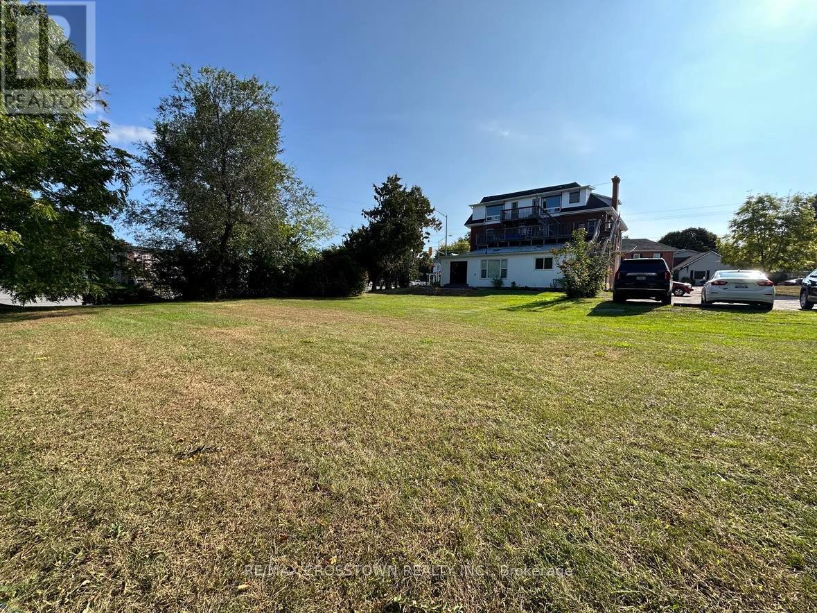 822 Ward Street, Selwyn, Ontario  K0L 1H0 - Photo 25 - X12432122