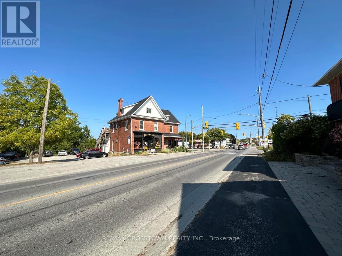 822 Ward Street, Selwyn, Ontario  K0L 1H0 - Photo 5 - X12432122