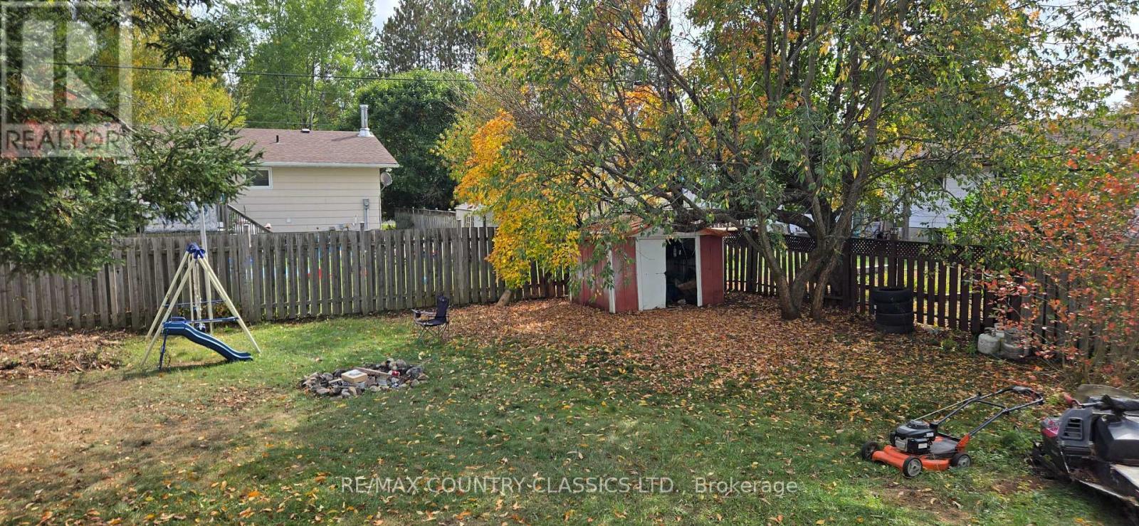 7 Hemlock Street, Highlands East (Cardiff Ward), Ontario  K0L 1M0 - Photo 12 - X12432373