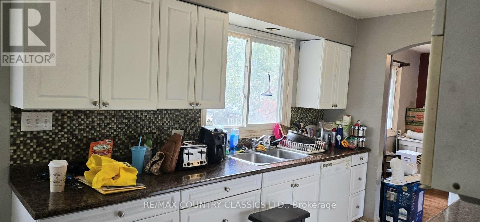 7 Hemlock Street, Highlands East (Cardiff Ward), Ontario  K0L 1M0 - Photo 2 - X12432373