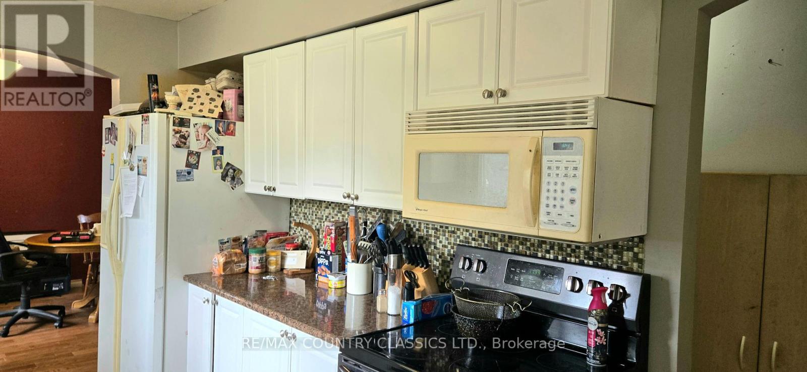 7 Hemlock Street, Highlands East (Cardiff Ward), Ontario  K0L 1M0 - Photo 3 - X12432373