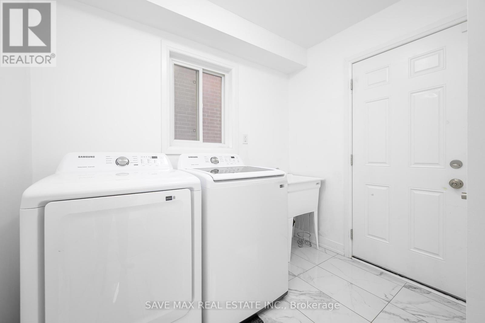 43 Carew Boulevard, Kawartha Lakes (Lindsay), Ontario  K9V 0P7 - Photo 37 - X12432424