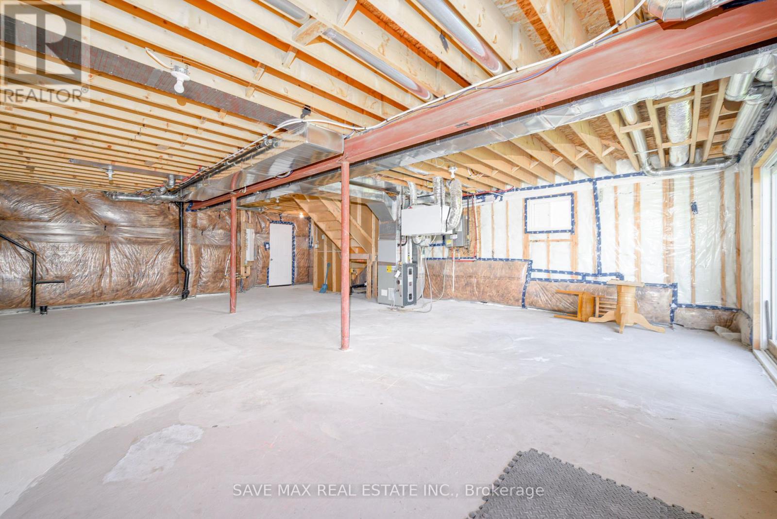 43 Carew Boulevard, Kawartha Lakes (Lindsay), Ontario  K9V 0P7 - Photo 42 - X12432424