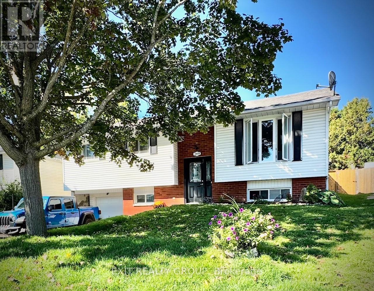 1999 Glenmead Road, Peterborough (Ashburnham Ward 4), Ontario  K9L 1W6 - Photo 1 - X12432848