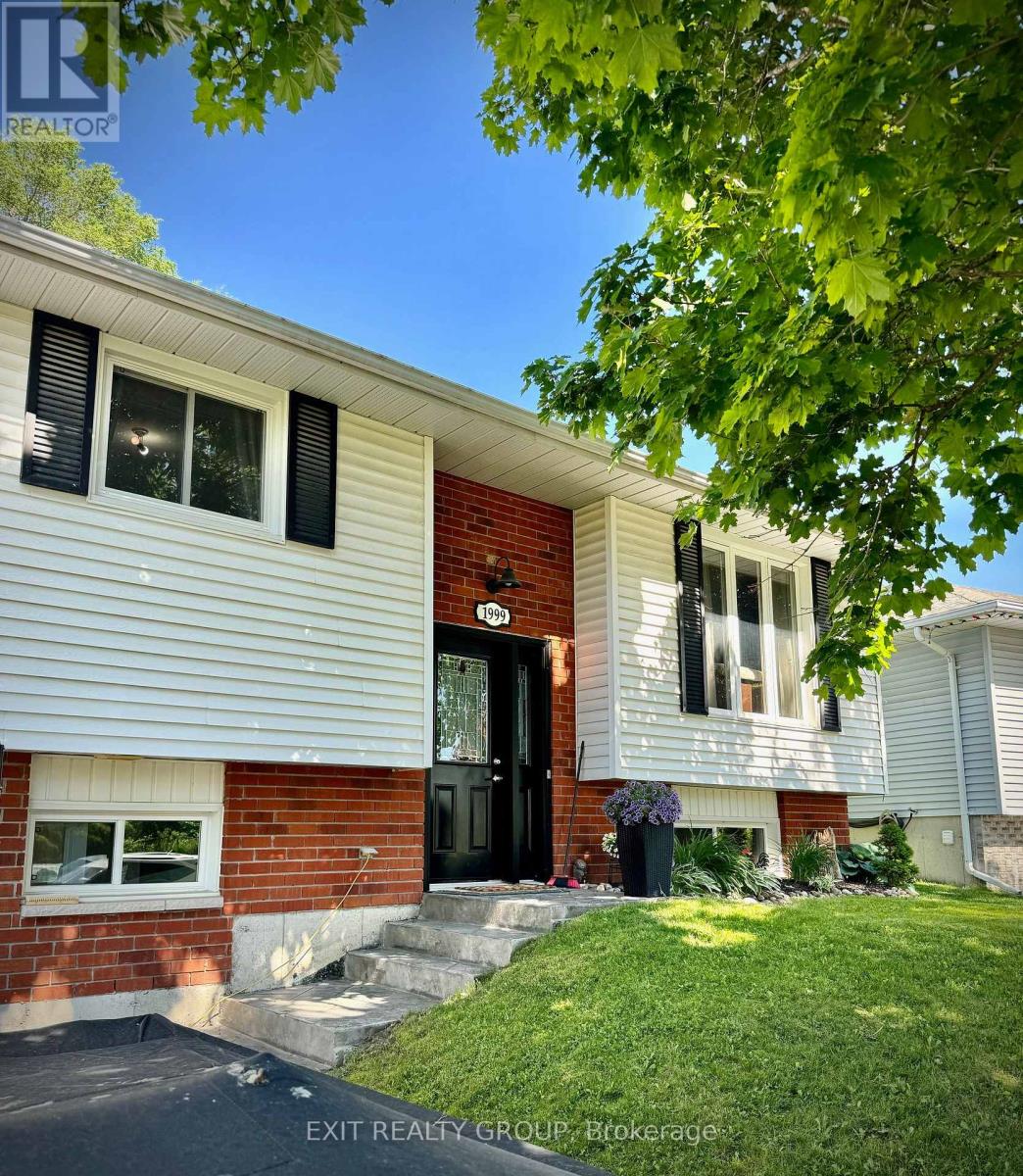 1999 Glenmead Road, Peterborough (Ashburnham Ward 4), Ontario  K9L 1W6 - Photo 2 - X12432848