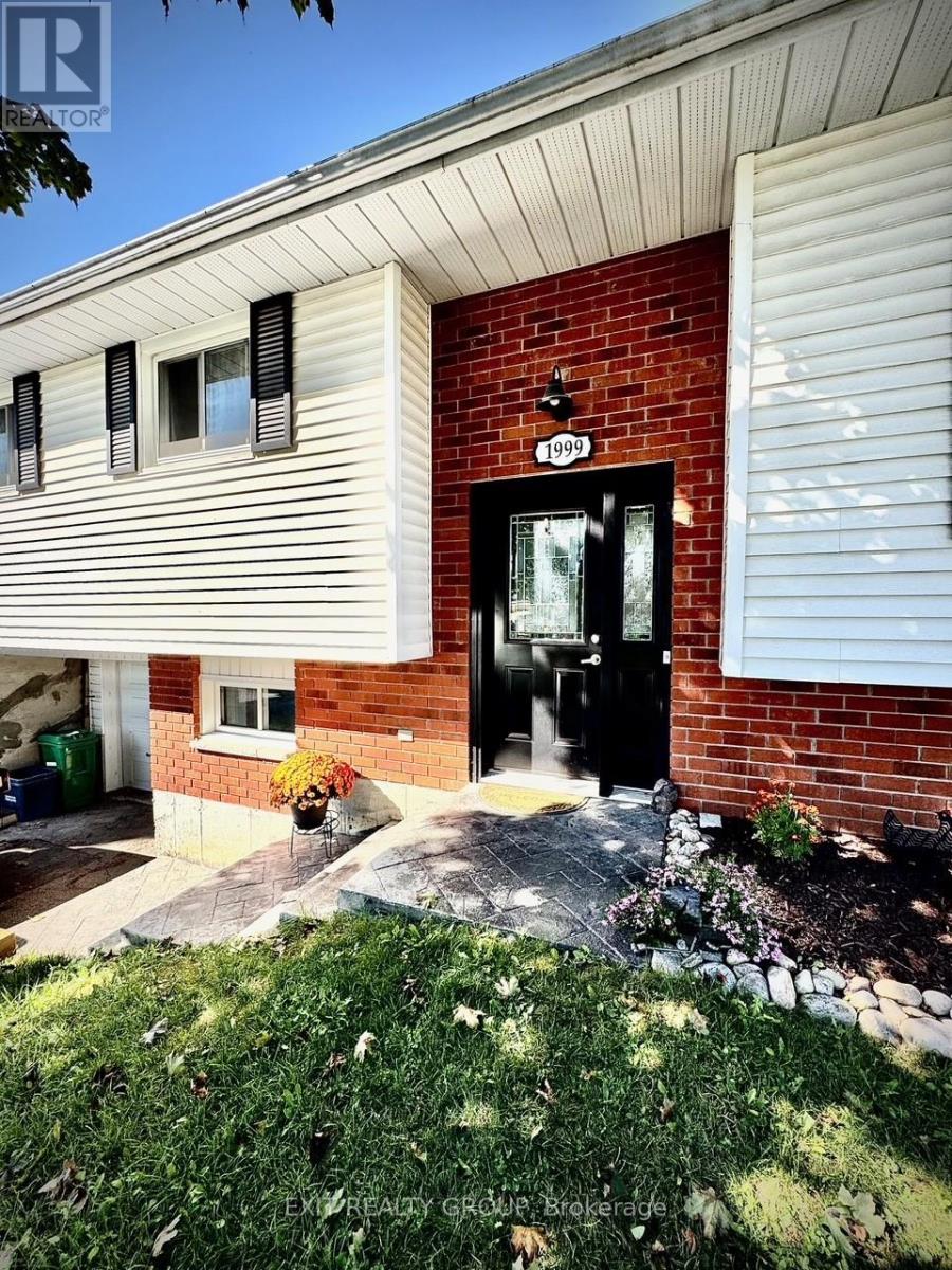 1999 Glenmead Road, Peterborough (Ashburnham Ward 4), Ontario  K9L 1W6 - Photo 3 - X12432848