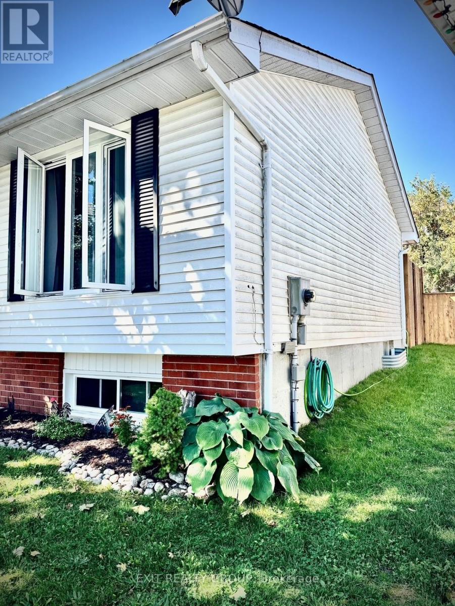 1999 Glenmead Road, Peterborough (Ashburnham Ward 4), Ontario  K9L 1W6 - Photo 4 - X12432848