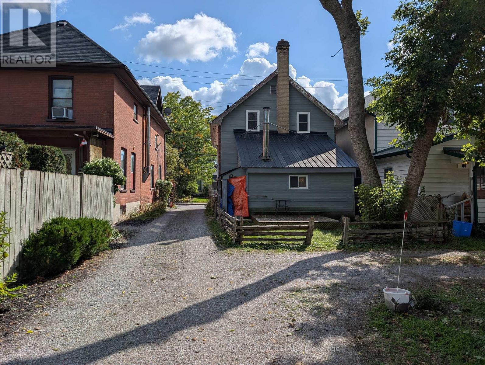 222 London Street, Peterborough (Town Ward 3), Ontario  K9H 2Y9 - Photo 33 - X12433866