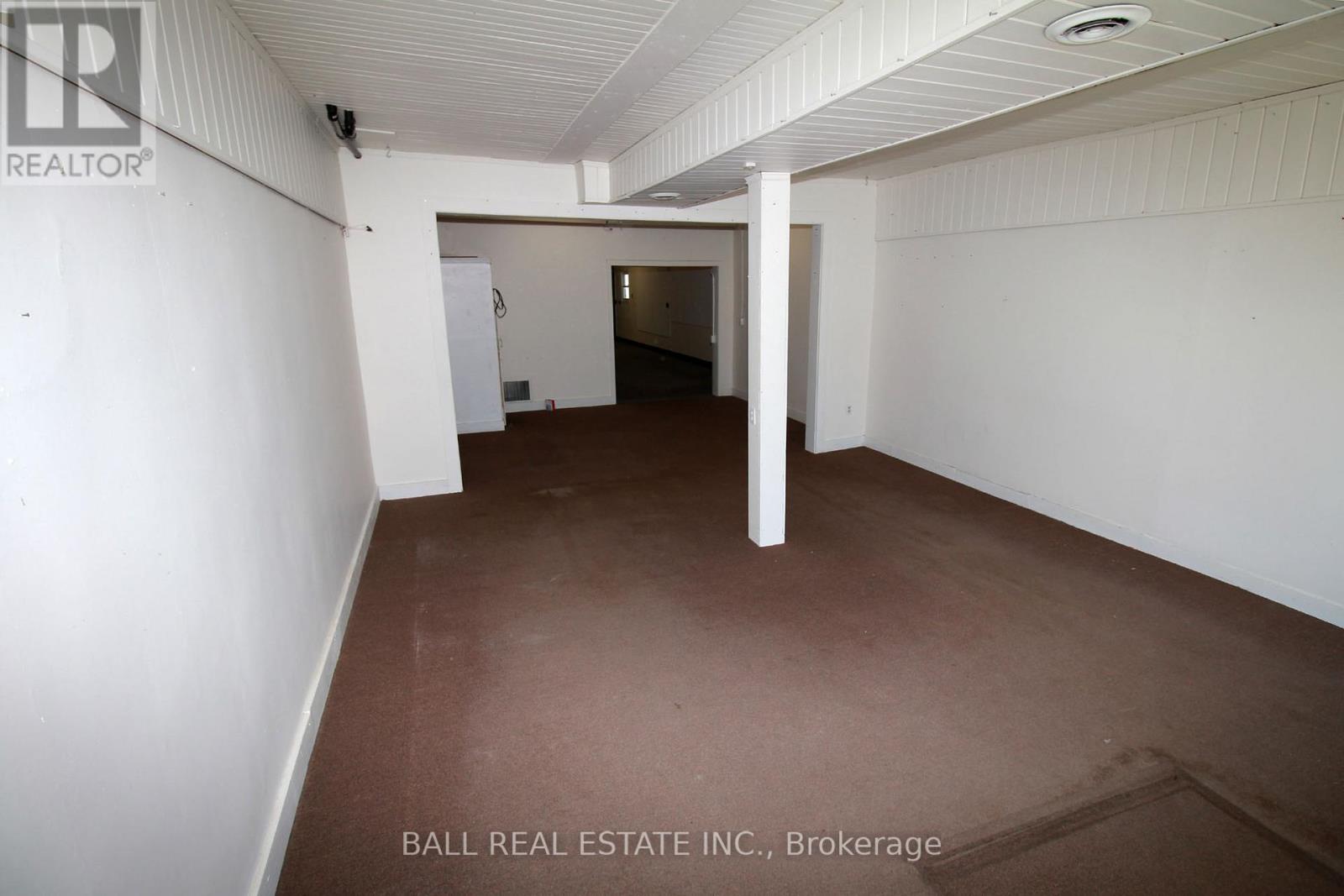 34 Hastings Street N, Bancroft (Bancroft Ward), Ontario  K0L 1C0 - Photo 4 - X12433911