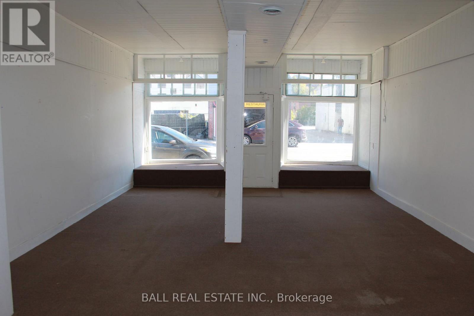 34 Hastings Street N, Bancroft (Bancroft Ward), Ontario  K0L 1C0 - Photo 5 - X12433911