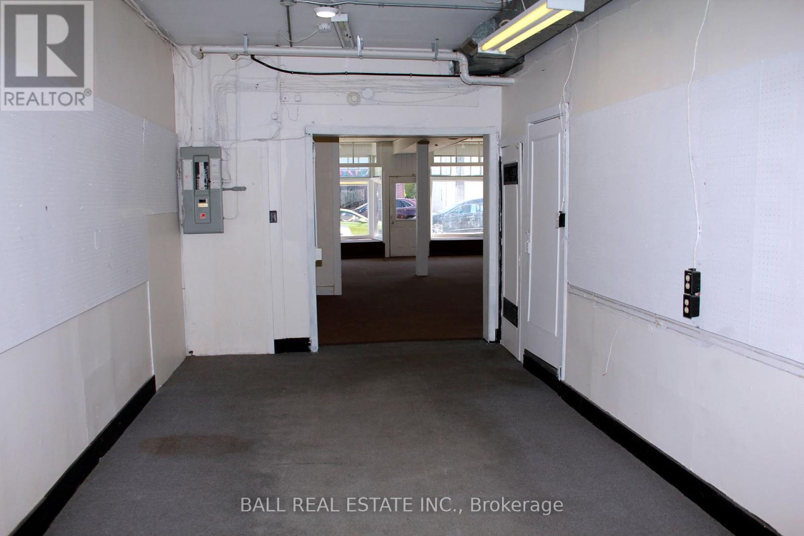 34 Hastings Street N, Bancroft (Bancroft Ward), Ontario  K0L 1C0 - Photo 7 - X12433911
