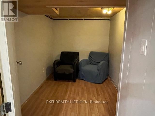 550 Raymond Street, Peterborough (Northcrest Ward 5), Ontario  K9H 5N1 - Photo 10 - X12433929