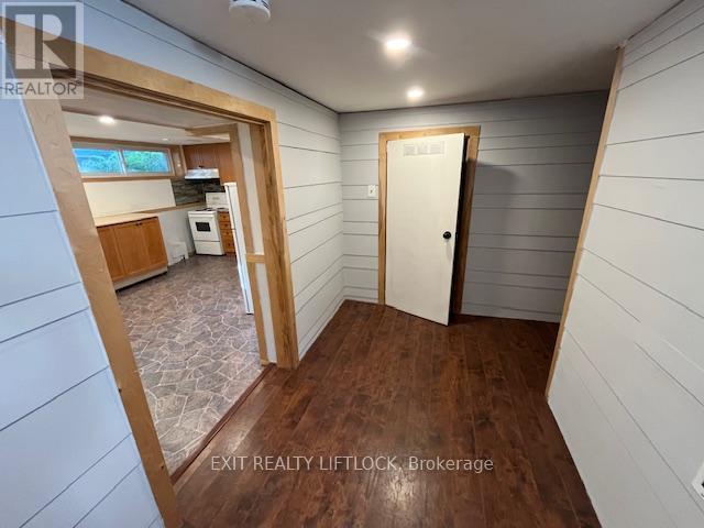 550 Raymond Street, Peterborough (Northcrest Ward 5), Ontario  K9H 5N1 - Photo 5 - X12433929