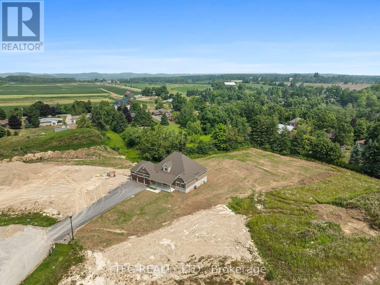 12 Cameron Court, Cavan Monaghan (Cavan Twp), Ontario  L0A 1C0 - Photo 4 - X12434174