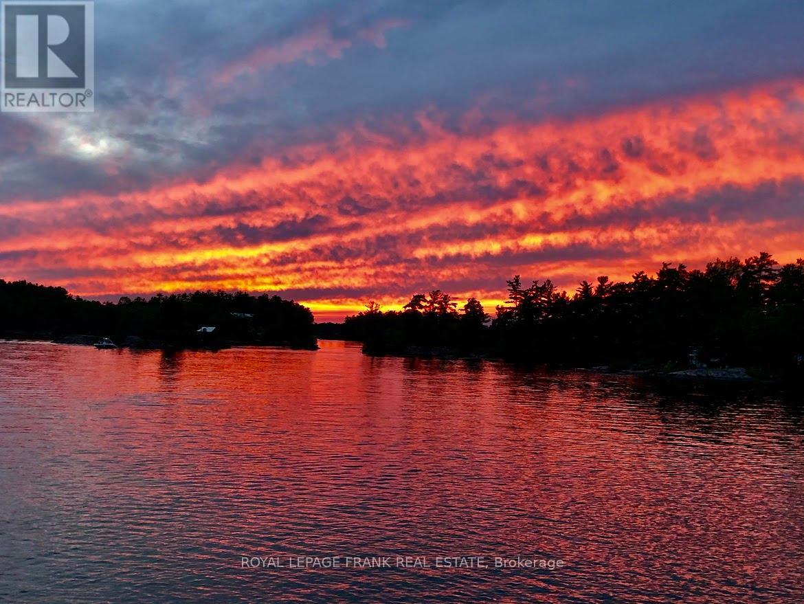 484 Juniper Island, Douro-Dummer, Ontario  K0L 2C0 - Photo 2 - X12434379