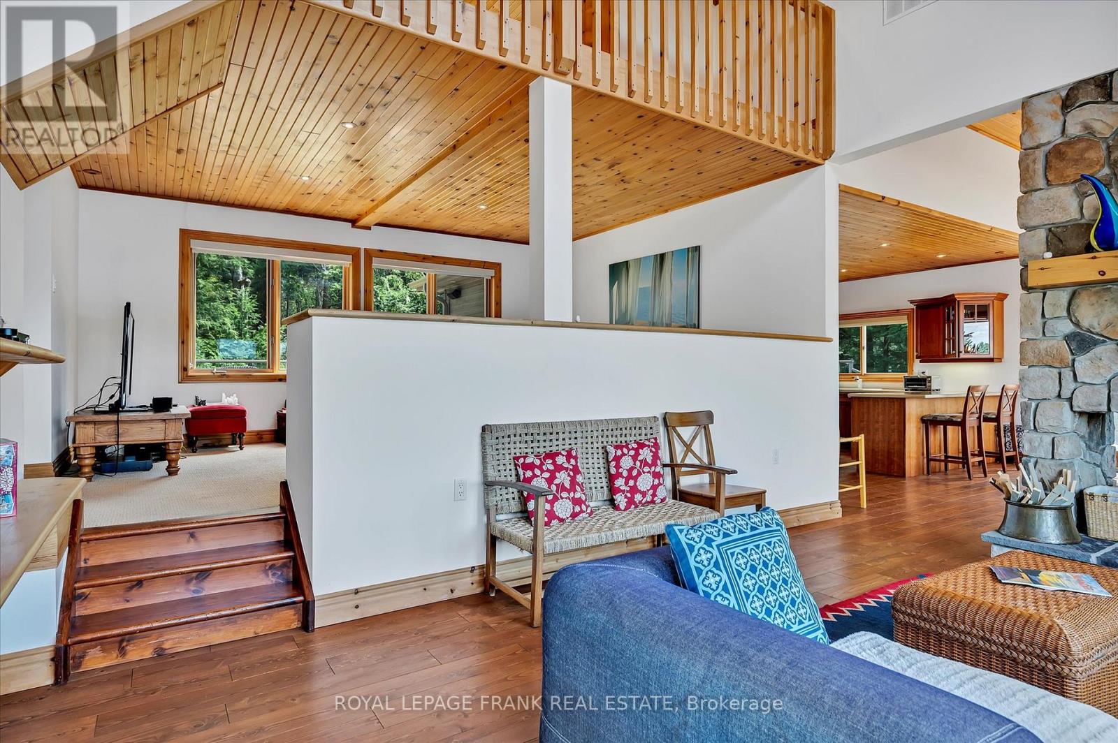 484 Juniper Island, Douro-Dummer, Ontario  K0L 2C0 - Photo 24 - X12434379