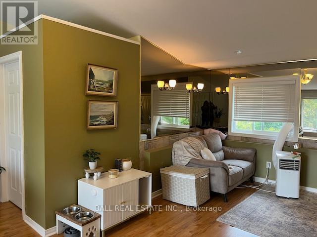 1684 Sherbrooke Street, Peterborough (Monaghan Ward 2), Ontario  K9J 6X4 - Photo 12 - X12434530