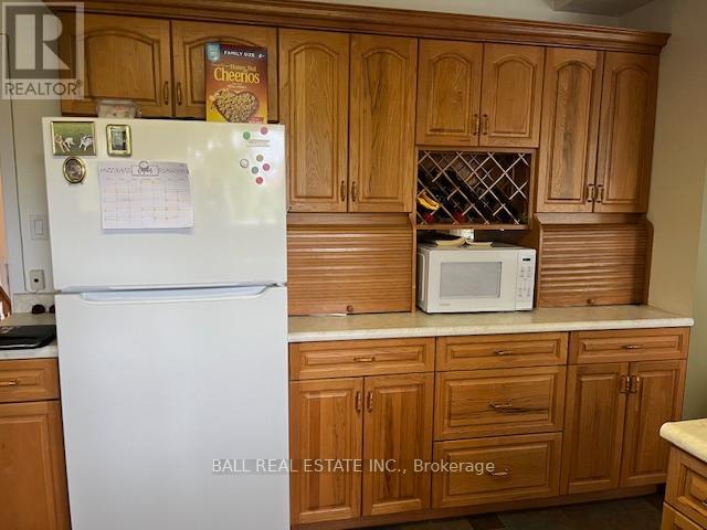 1684 Sherbrooke Street, Peterborough (Monaghan Ward 2), Ontario  K9J 6X4 - Photo 21 - X12434530