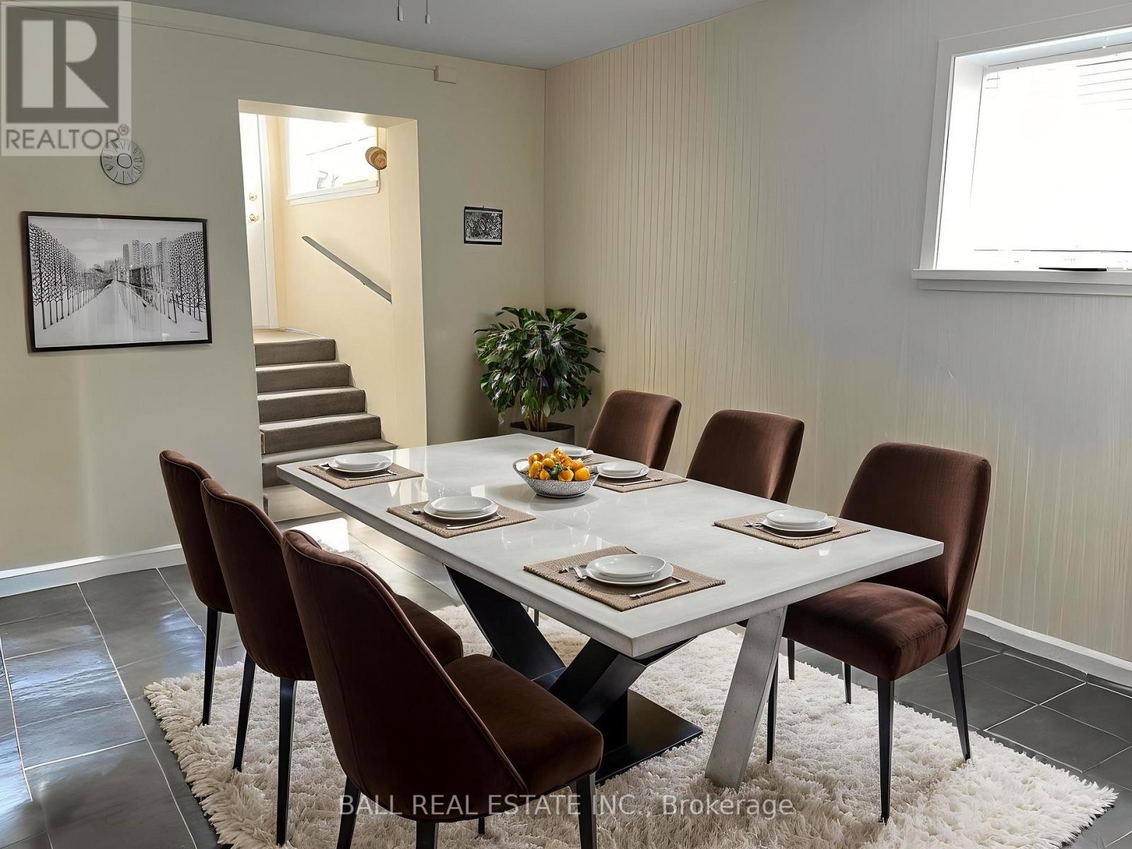 1684 Sherbrooke Street, Peterborough (Monaghan Ward 2), Ontario  K9J 6X4 - Photo 37 - X12434530