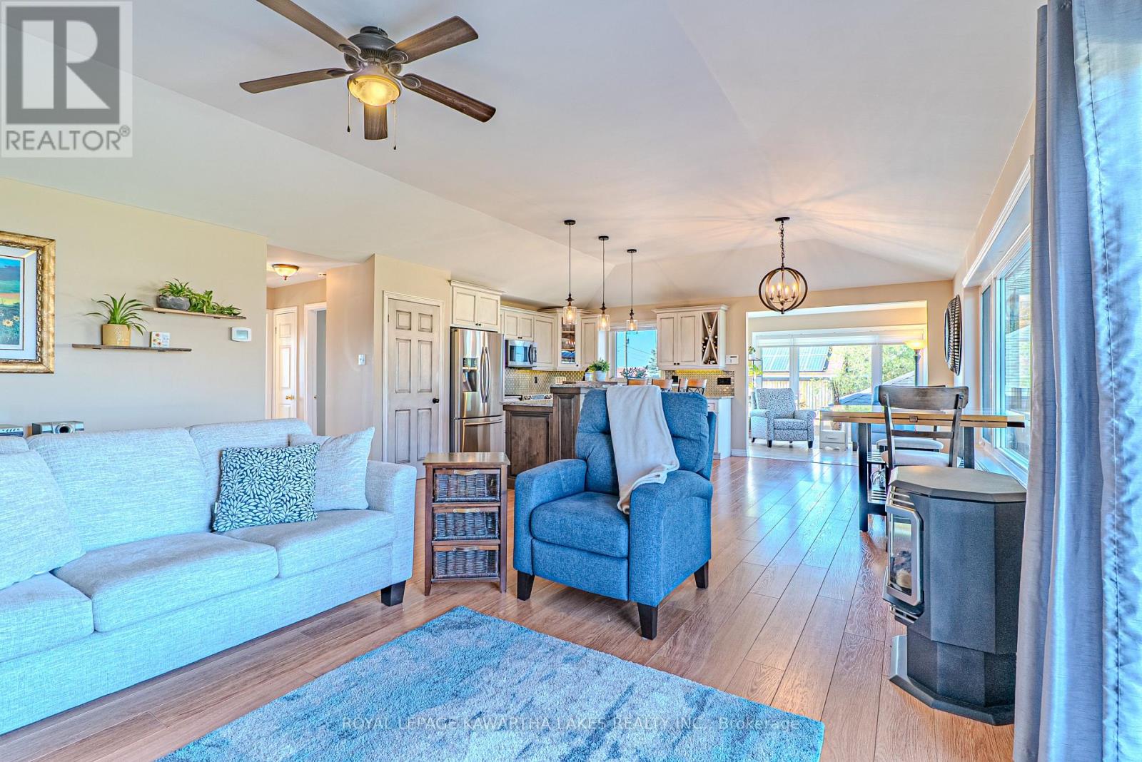 59 Weldon Road, Kawartha Lakes (Lindsay), Ontario  K9V 4R6 - Photo 10 - X12434592