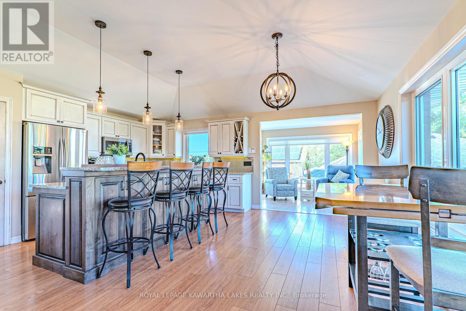 59 Weldon Road, Kawartha Lakes (Lindsay), Ontario  K9V 4R6 - Photo 13 - X12434592