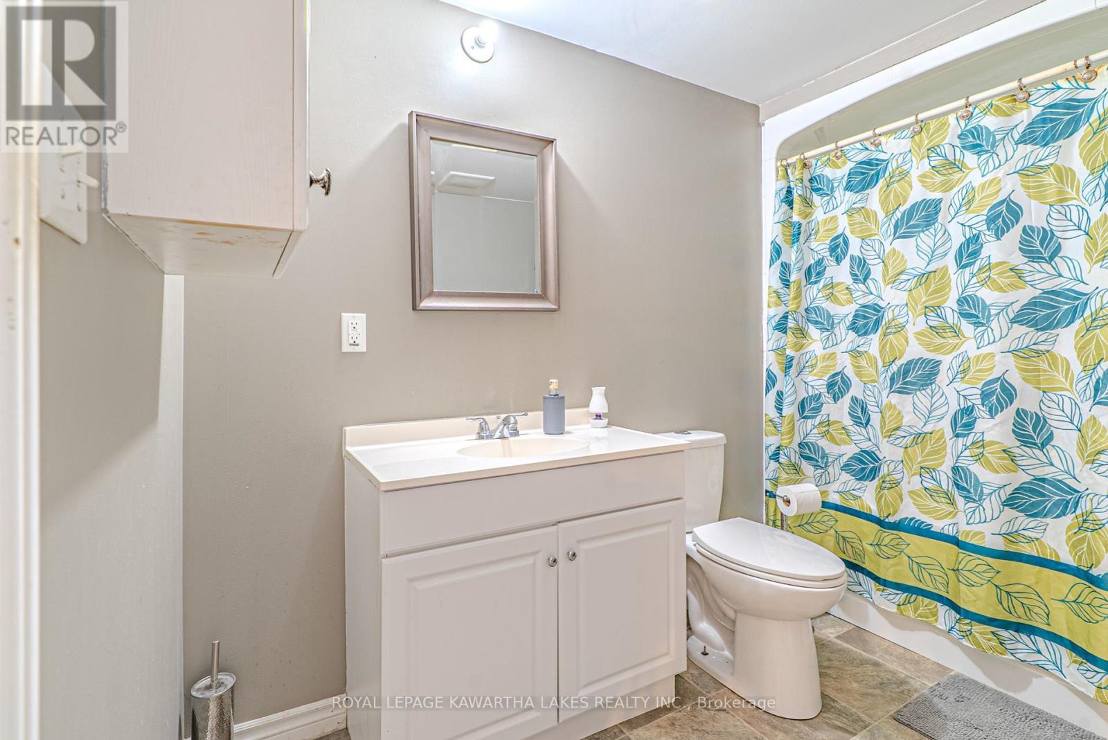 59 Weldon Road, Kawartha Lakes (Lindsay), Ontario  K9V 4R6 - Photo 34 - X12434592