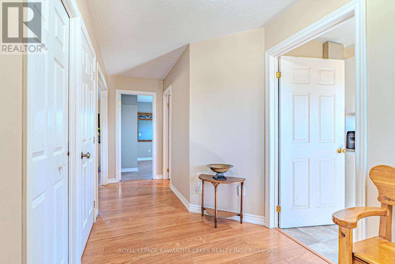 59 Weldon Road, Kawartha Lakes (Lindsay), Ontario  K9V 4R6 - Photo 8 - X12434592