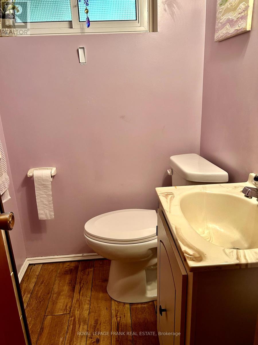 4 Peary Place, Peterborough (Northcrest Ward 5), Ontario  K9H 6Y5 - Photo 19 - X12434795