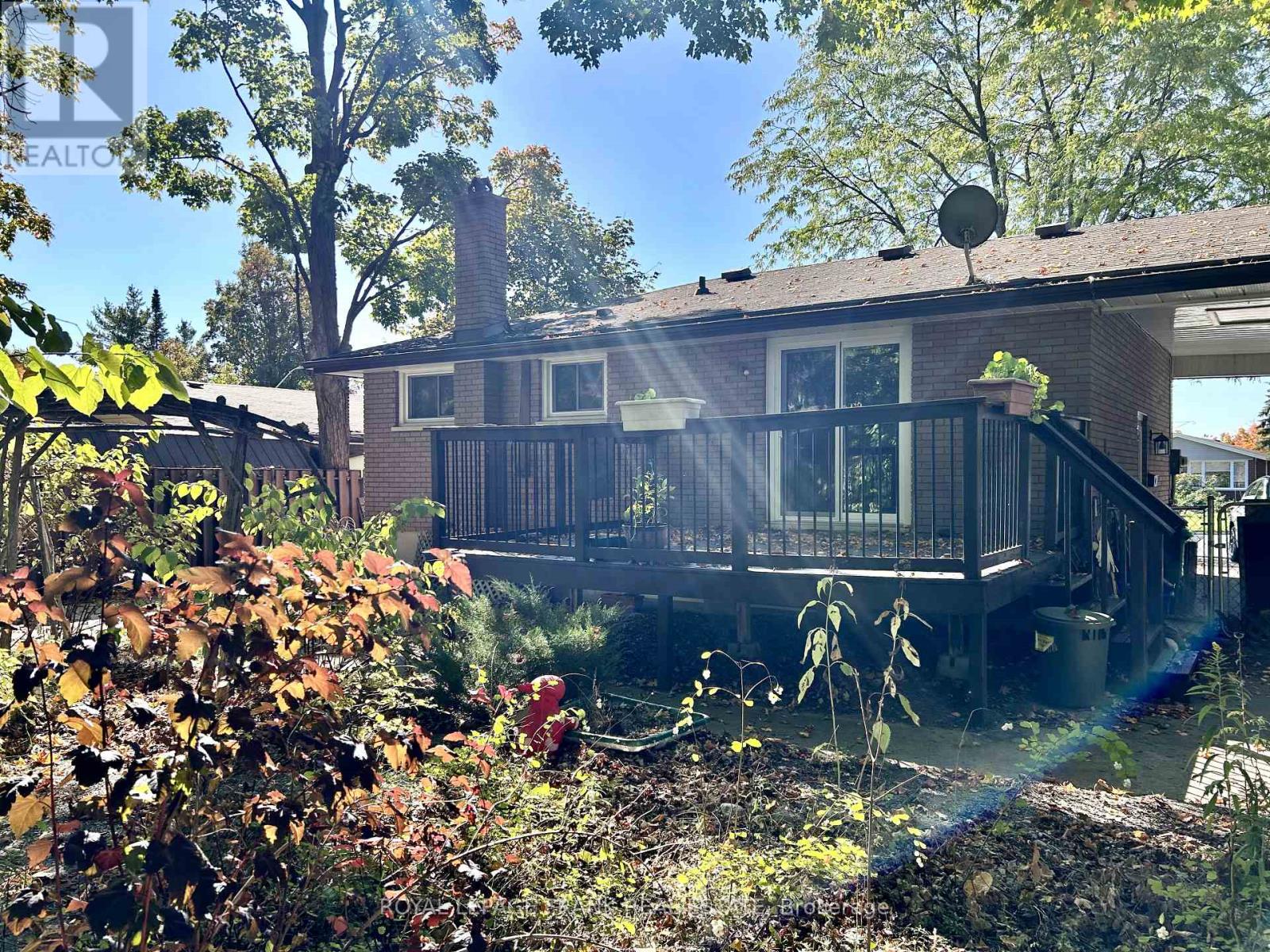 4 Peary Place, Peterborough (Northcrest Ward 5), Ontario  K9H 6Y5 - Photo 22 - X12434795