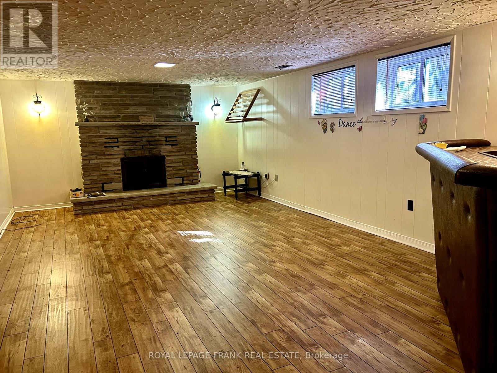 4 Peary Place, Peterborough (Northcrest Ward 5), Ontario  K9H 6Y5 - Photo 9 - X12434795