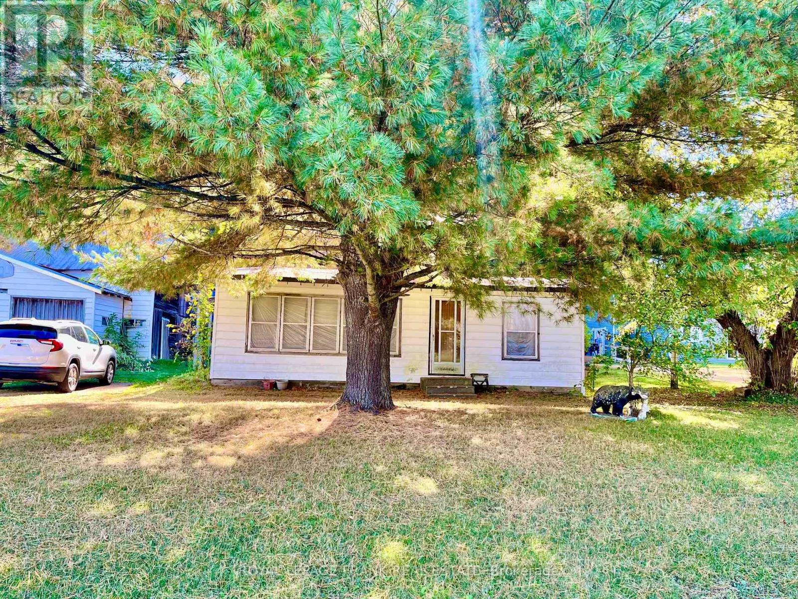 35560 Hwy 28 E, Carlow/mayo (Mayo Ward), Ontario  K0L 1M0 - Photo 1 - X12435043