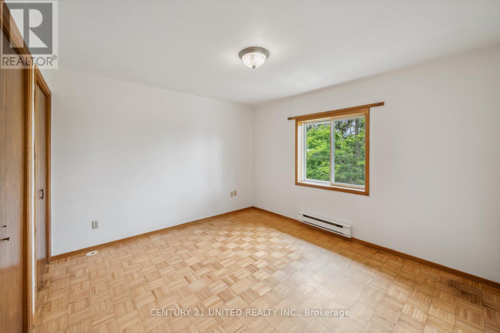 411 Highland Road, Peterborough (Northcrest Ward 5), Ontario  K9H 5J6 - Photo 22 - X12436242