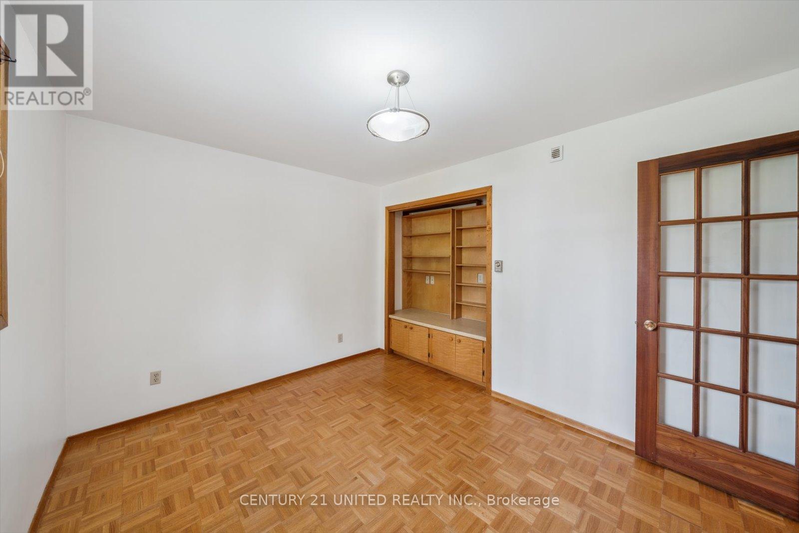 411 Highland Road, Peterborough (Northcrest Ward 5), Ontario  K9H 5J6 - Photo 27 - X12436242