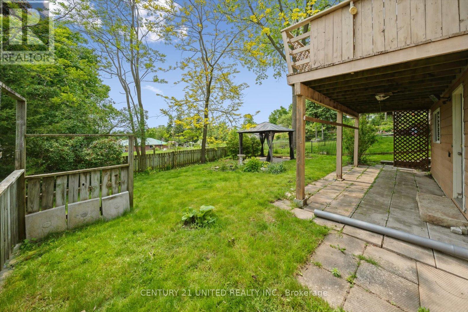 411 Highland Road, Peterborough (Northcrest Ward 5), Ontario  K9H 5J6 - Photo 45 - X12436242